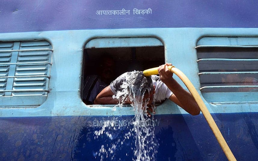 http://www.telegraph.co.uk/news/worldnews/asia/india/11636124/Indias-extreme-heat-wave-in-pictures.html?frame=3321120